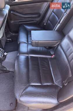 Универсал Audi A6 Allroad 2000 в 