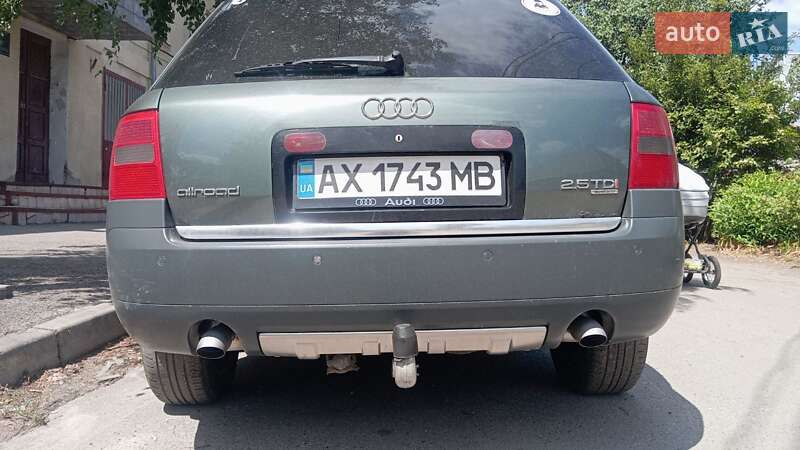 Универсал Audi A6 Allroad 2002 в Вараше
