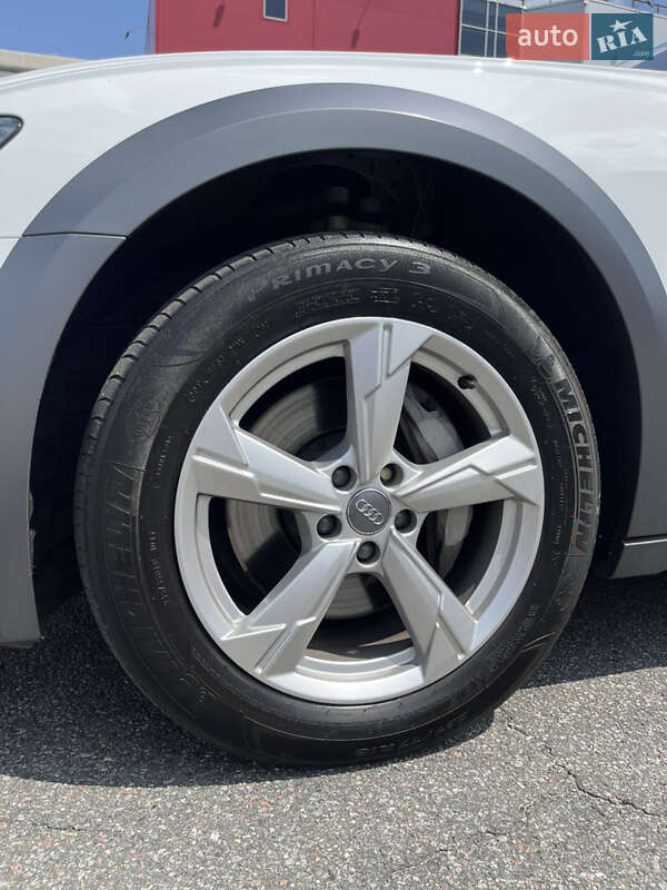 Универсал Audi A6 Allroad 2020 в Киеве