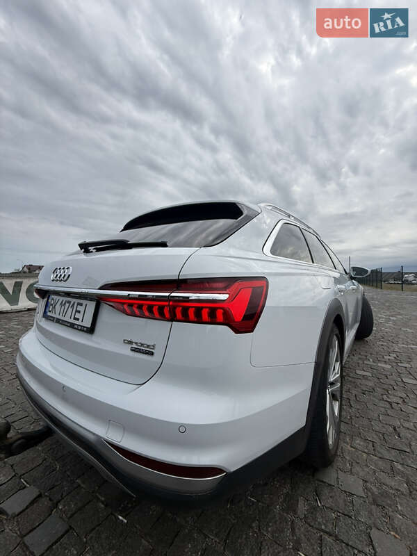 Универсал Audi A6 Allroad 2019 в Ровно