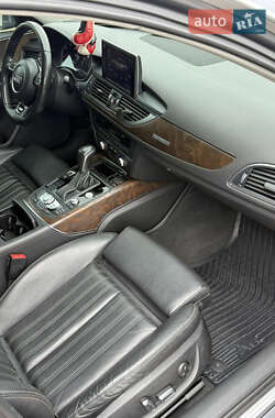 Универсал Audi A6 Allroad 2015 в 