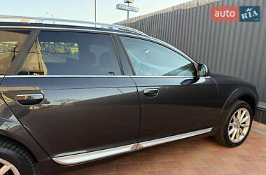 Универсал Audi A6 Allroad 2010 в 