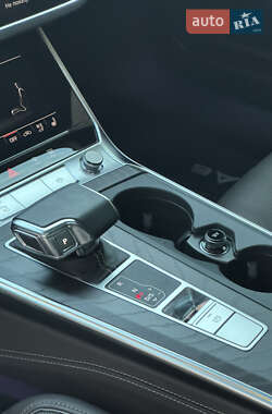 Универсал Audi A6 Allroad 2022 в 