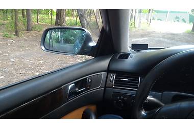 Универсал Audi A6 2001 в 
