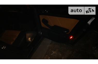 Универсал Audi A6 2001 в 