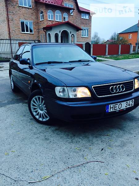 Седан Audi A6 1997 в Вараше