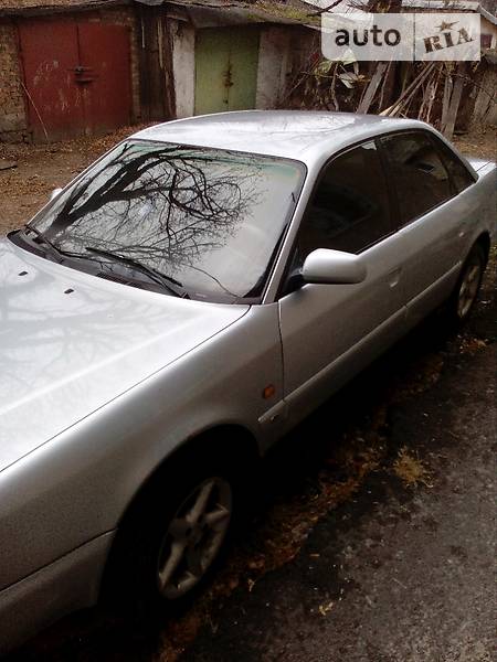 Седан Audi A6 1997 в Кривом Роге