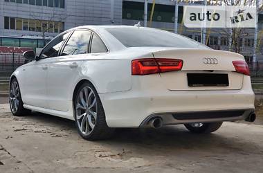Седан Audi A6 2012 в 