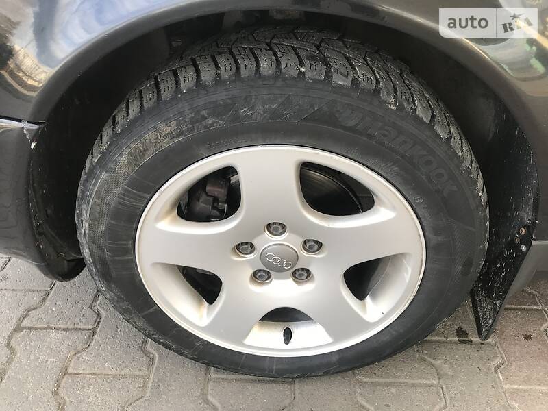 Універсал Audi A6 1997 в Косові