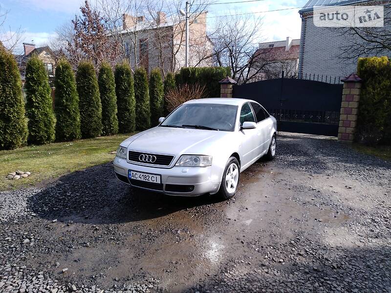Седан Audi A6 2001 в 