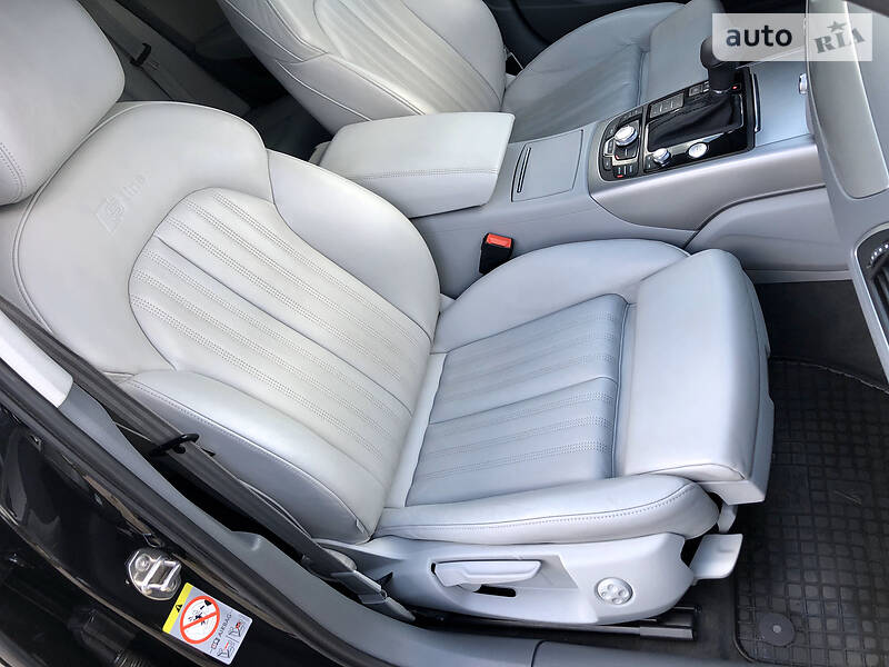 Седан Audi A6 2012 в Мукачевому