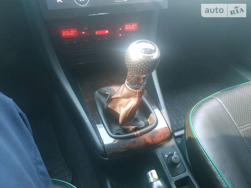 Седан Audi A6 1997 в Виннице