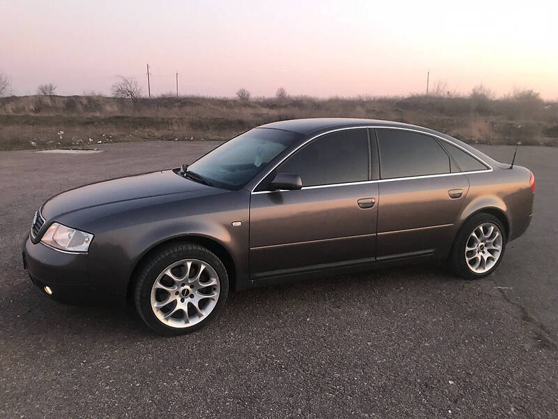 Седан Audi A6 2000 в 
