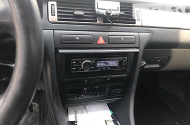 Седан Audi A6 1999 в 