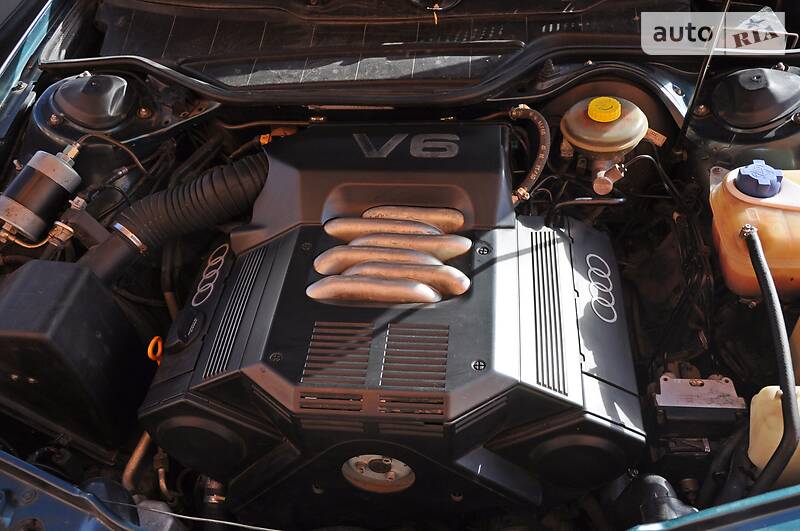 Седан Audi A6 1996 в Сумах