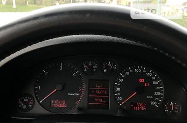 Седан Audi A6 2001 в 