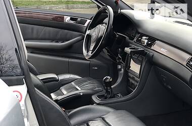 Седан Audi A6 2001 в 