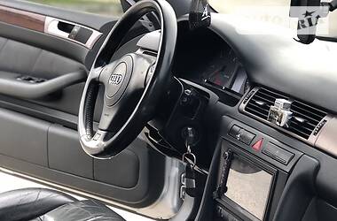 Седан Audi A6 2001 в 