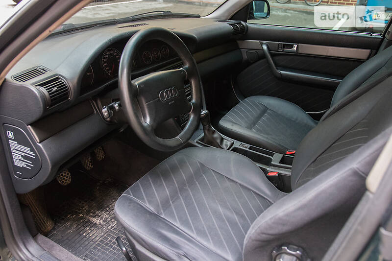 Седан Audi A6 1997 в Стрию