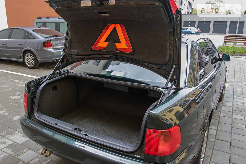 Седан Audi A6 1997 в Стрию