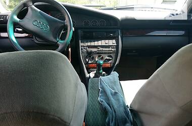 Седан Audi A6 1995 в 
