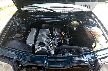 Седан Audi A6 1995 в 