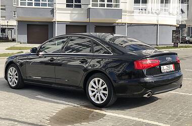 Седан Audi A6 2012 в 