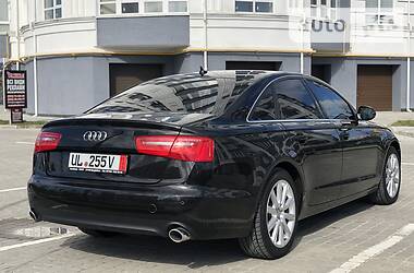Седан Audi A6 2012 в 