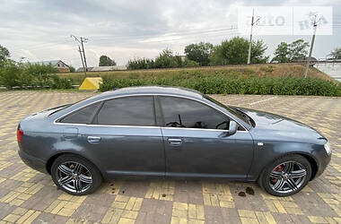 Седан Audi A6 2004 в 