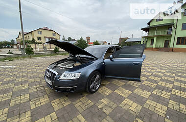 Седан Audi A6 2004 в 