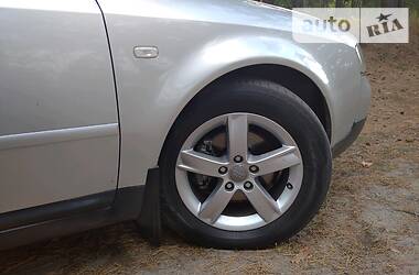 Седан Audi A6 2001 в 