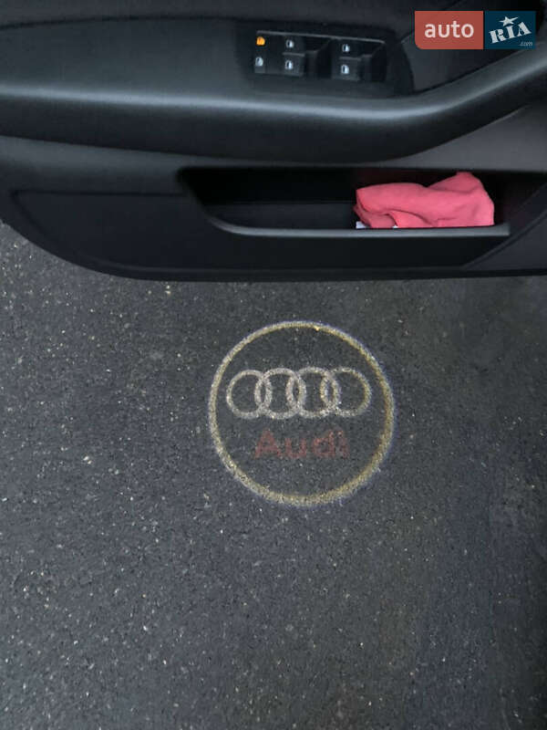 Седан Audi A6 2004 в Николаеве