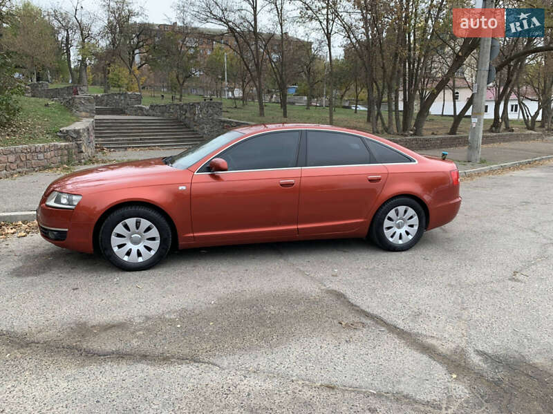 Седан Audi A6 2004 в Николаеве