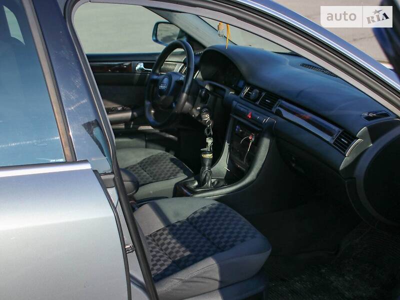 Седан Audi A6 2000 в Ужгороді