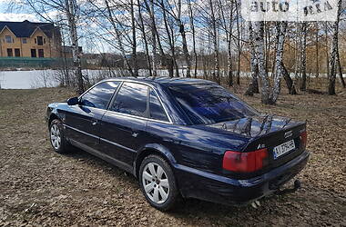 Седан Audi A6 1996 в Украинке