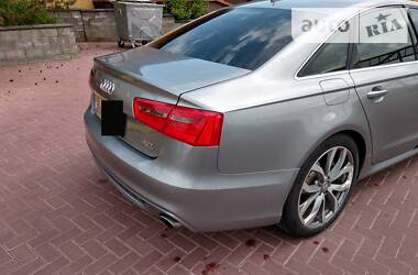 Седан Audi A6 2014 в 