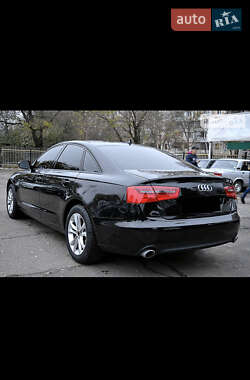 Седан Audi A6 2012 в 