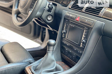 Седан Audi A6 1999 в 