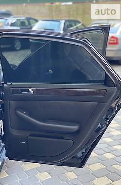 Седан Audi A6 1999 в 