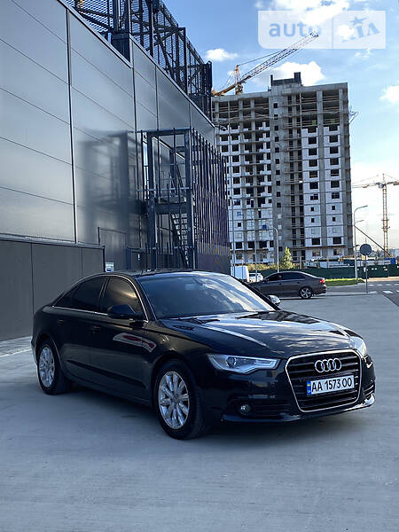 Седан Audi A6 2011 в 