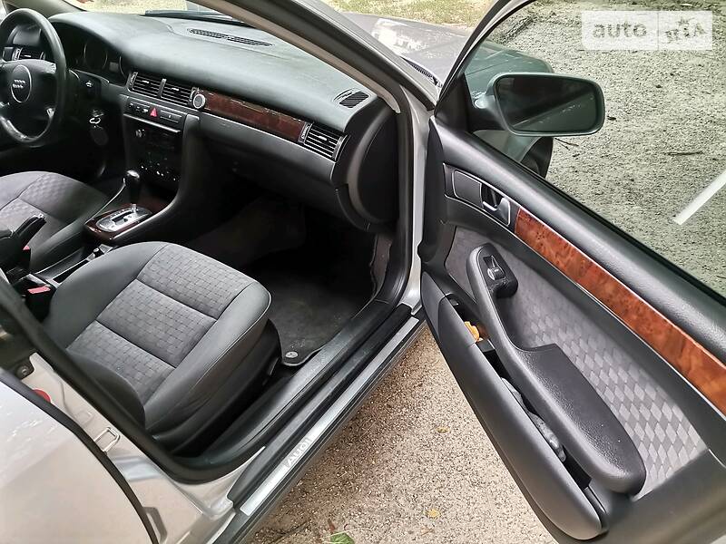 Універсал Audi A6 2002 в Миколаєві