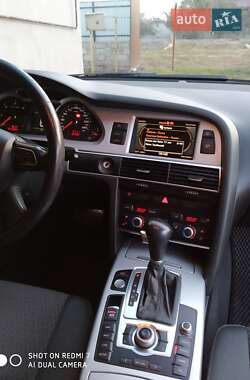 Седан Audi A6 2010 в 