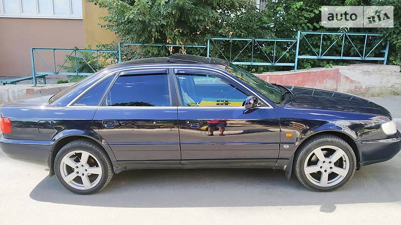 Седан Audi A6 1995 в Харькове