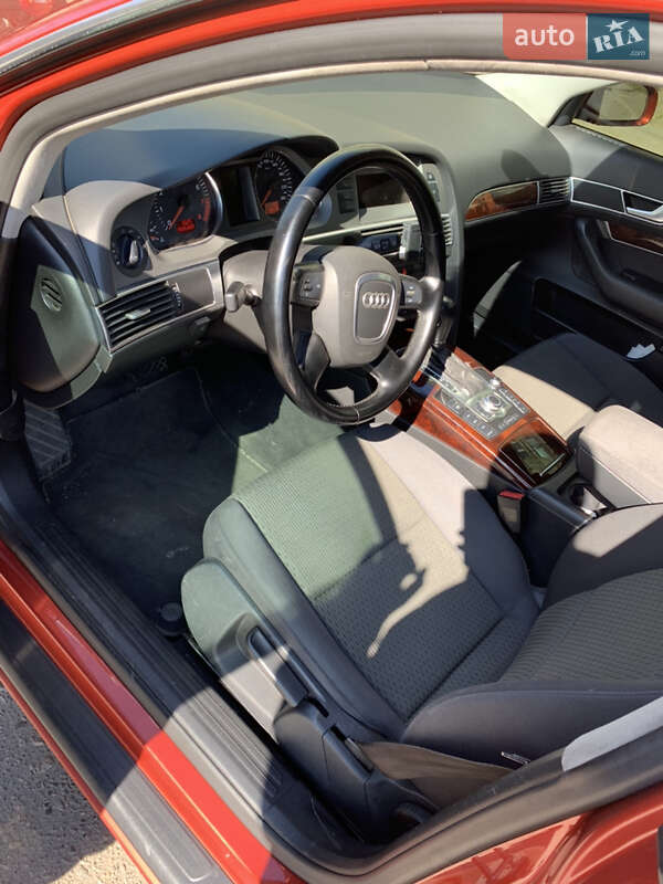 Седан Audi A6 2004 в Николаеве