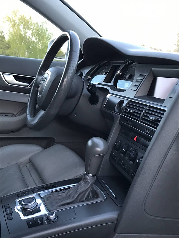 Универсал Audi A6 2006 в Вараше