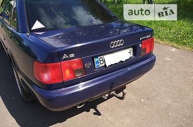 Седан Audi A6 1995 в Шумске