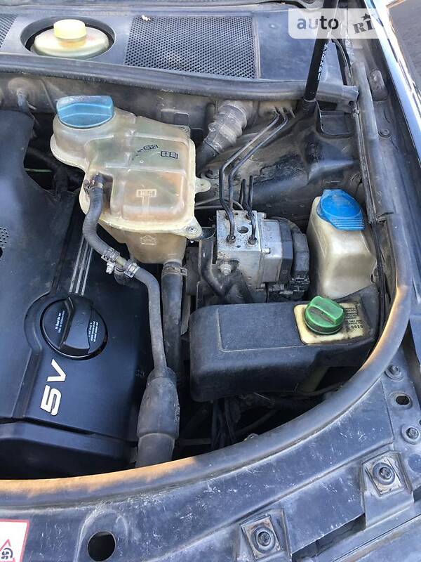 Седан Audi A6 1998 в Ужгороде