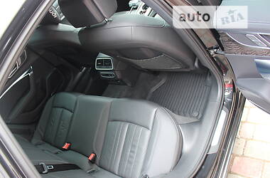 Седан Audi A6 2019 в 