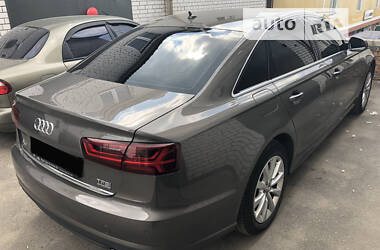 Седан Audi A6 2015 в 