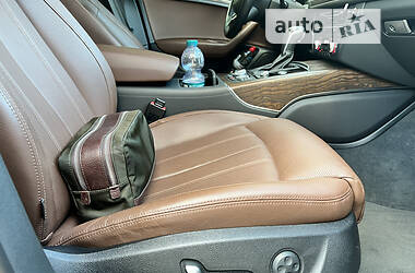 Седан Audi A6 2015 в 